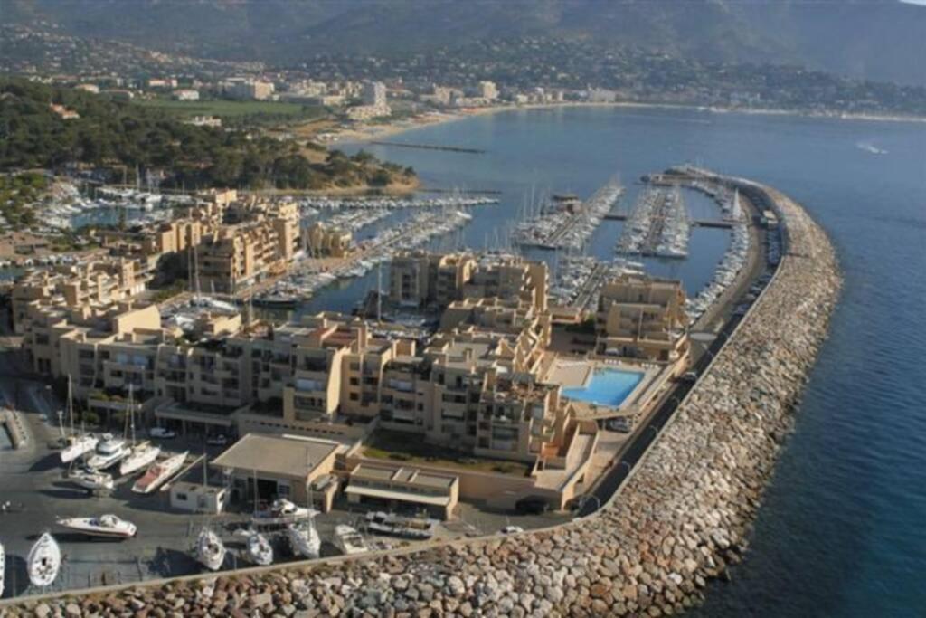 Face Mer Entre Plage Et Marina Bormes-les-Mimosas Dış mekan fotoğraf